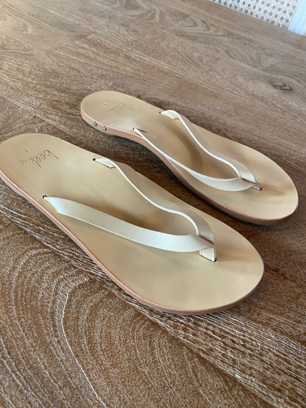 Beek “Seabird” flip flop sandal